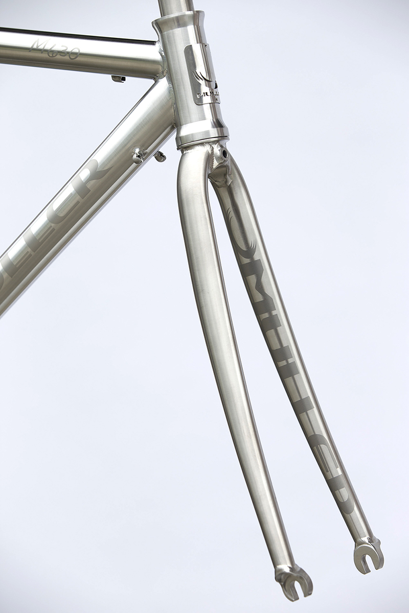 MULLER Titanium Fork　(1-1/8" colum) 【定価88,000円（税抜）】